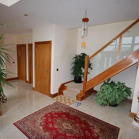 Serene Luxurious Haven With Sea Views