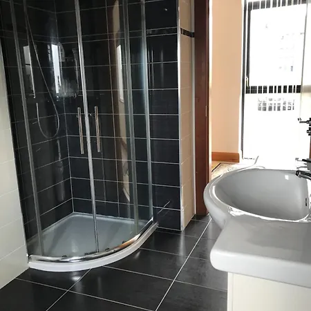 Lodge Serene Luxurious Haven With Sea Views