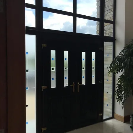 Serene Luxurious Haven With Sea Views