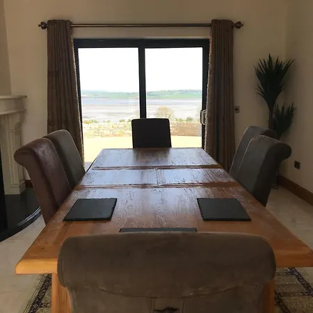 Lodge Serene Luxurious Haven With Sea Views *