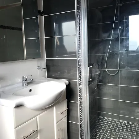 Serene Luxurious Haven With Sea Views Orman Evi