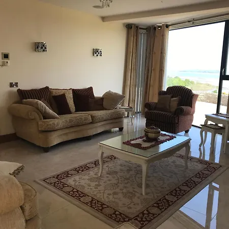 Lodge Serene Luxurious Haven With Sea Views