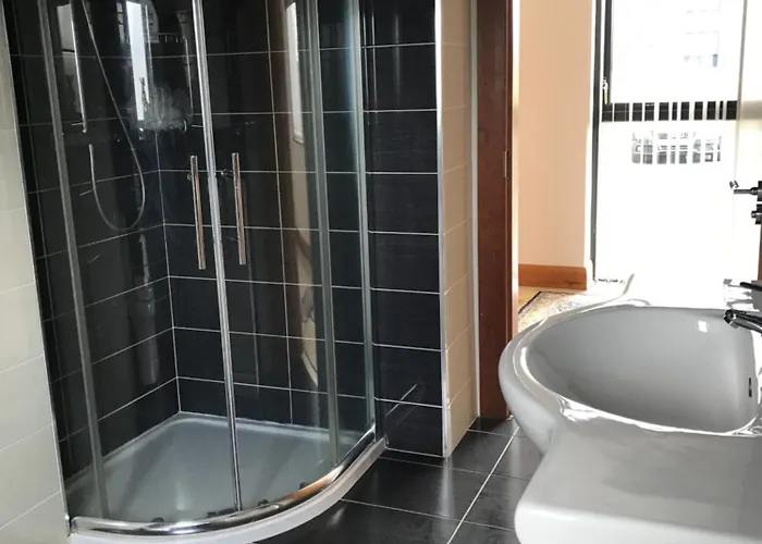 Jaktstuga Serene Luxurious Haven With Sea Views