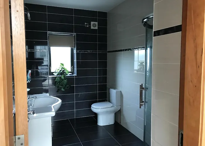 Serene Luxurious Haven With Sea Views