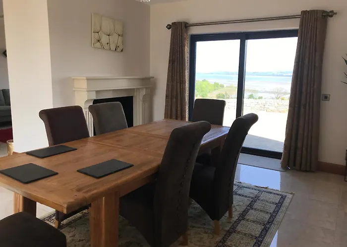 Jaktstuga Serene Luxurious Haven With Sea Views